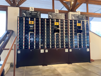 【作動品】ALPHA ロッカーシステム貴重品ボックス参考価格2,035,000円 FBSシリーズ | 日本最大手のコインロッカー専門メーカー 株式会社